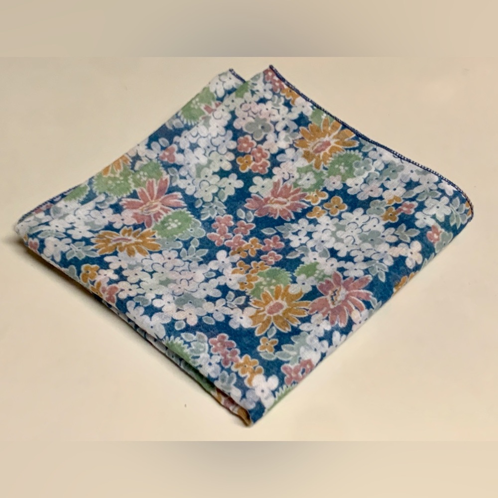Vintage Mid Century All Polyester RAY STRAUSS Scarf Wrap Bandanna Kerchief
